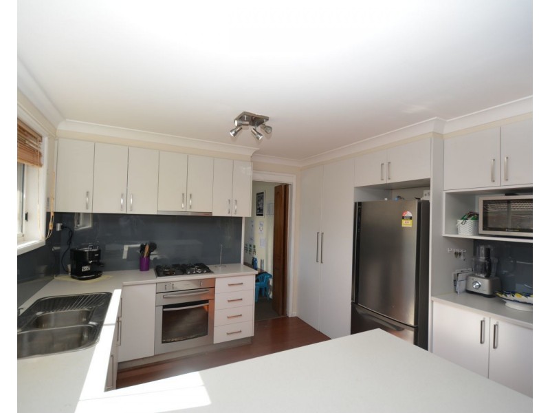 40 Enfield Avenue, Lithgow NSW 2790