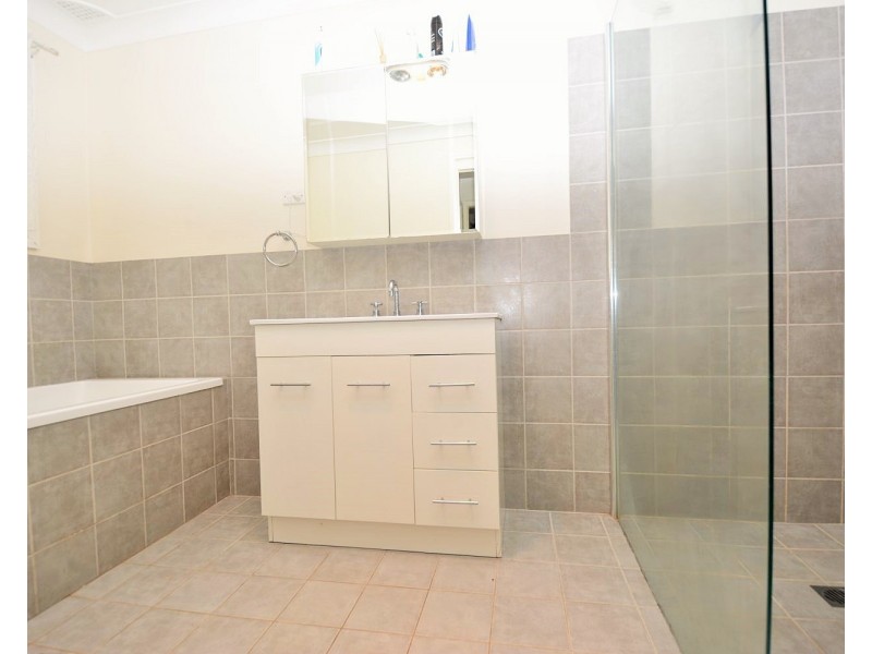 40 Enfield Avenue, Lithgow NSW 2790