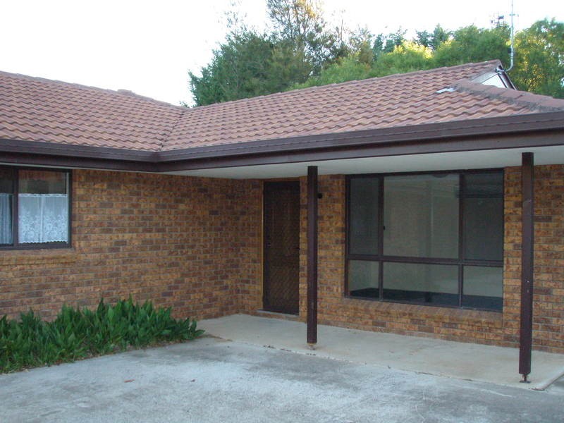 1/9 Napier Court, Armidale NSW 2350