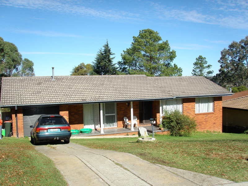 8 Schultz Avenue, Armidale NSW 2350