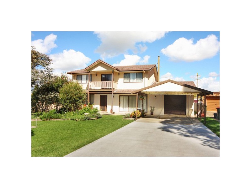 13 Hawthorne Close, Armidale NSW 2350