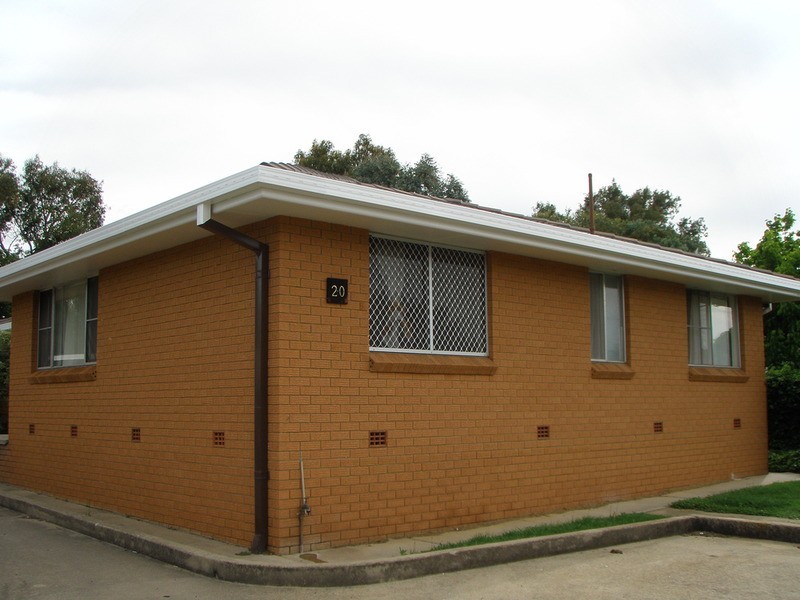 1/20 James Avenue, Armidale NSW 2350