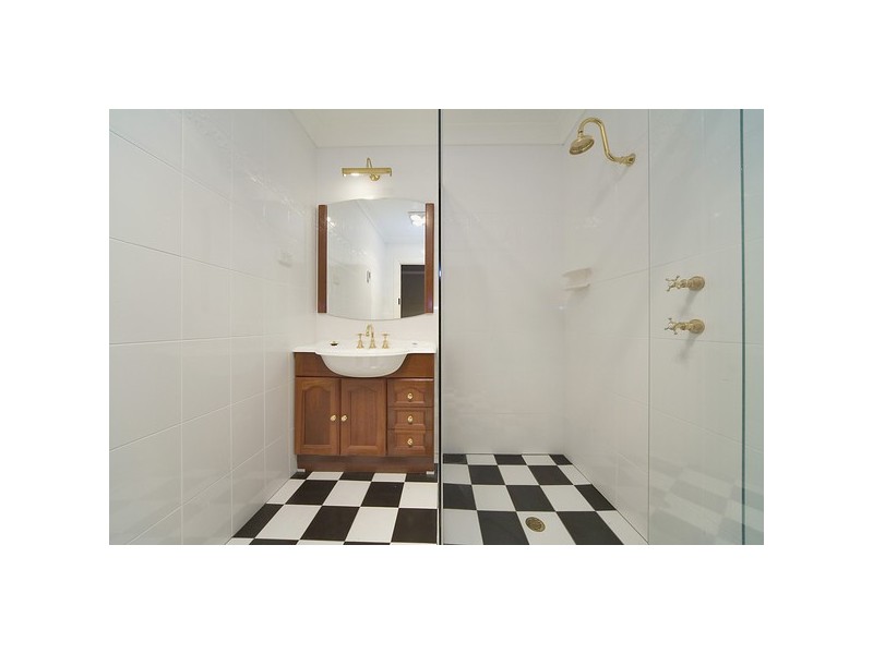 2 Uralla Road, Armidale NSW 2350