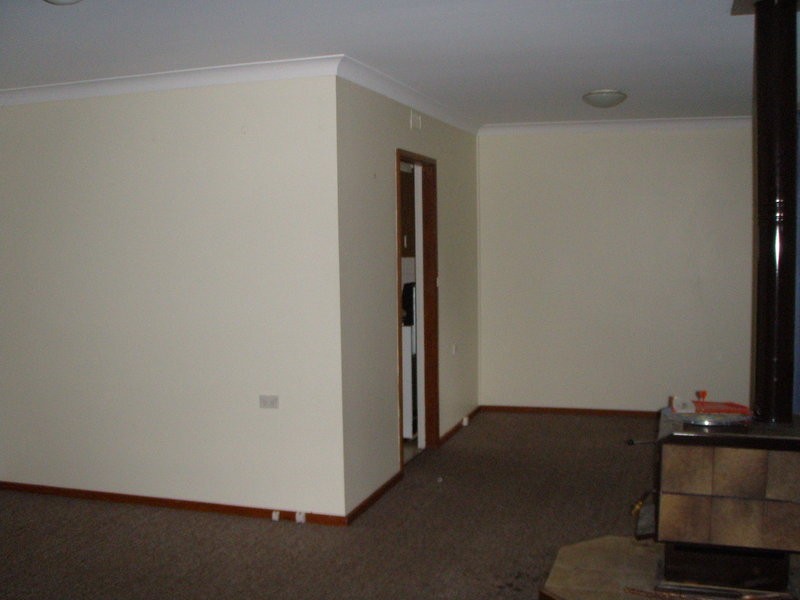 16 Helen Avenue, Armidale NSW 2350