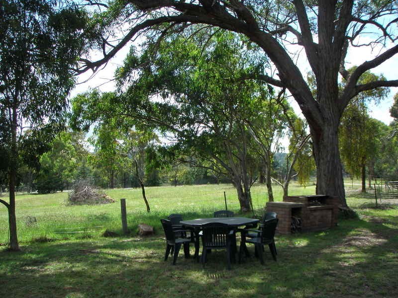 40 Invergowrie Road, Armidale NSW 2350