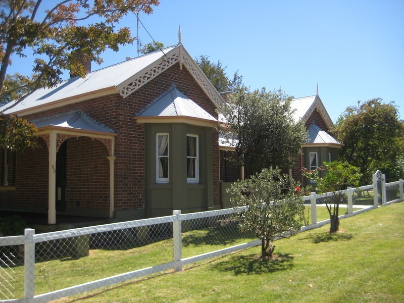 62 Hill Street, Uralla NSW 2358