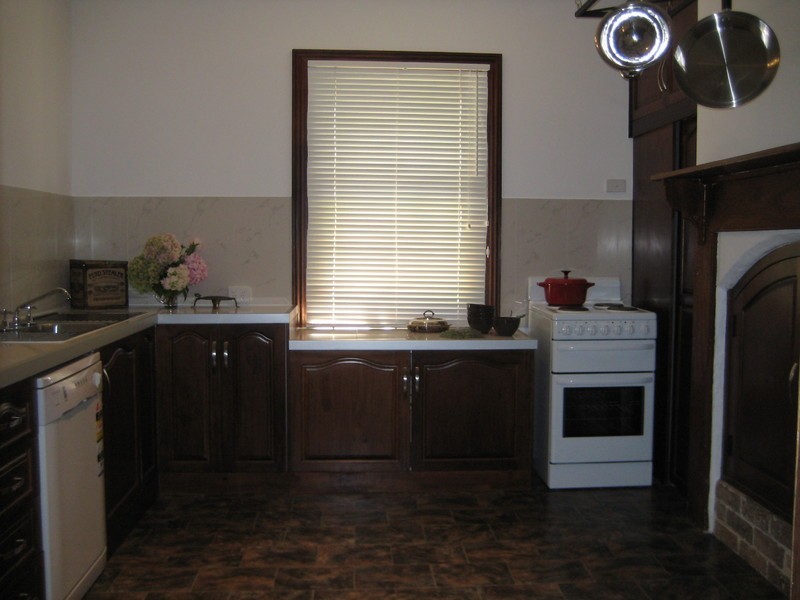 62 Hill Street, Uralla NSW 2358