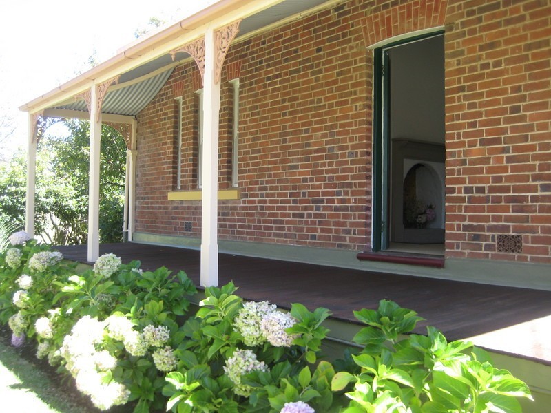 62 Hill Street, Uralla NSW 2358