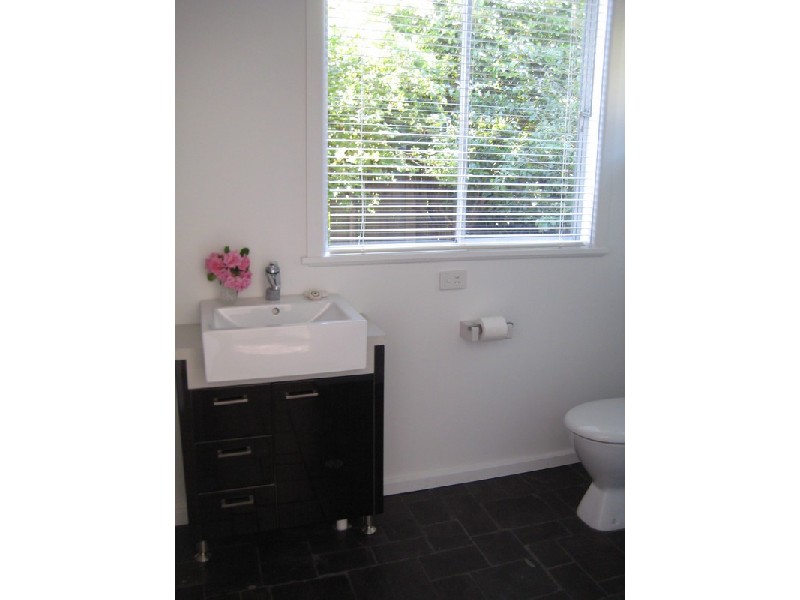 62 Hill Street, Uralla NSW 2358