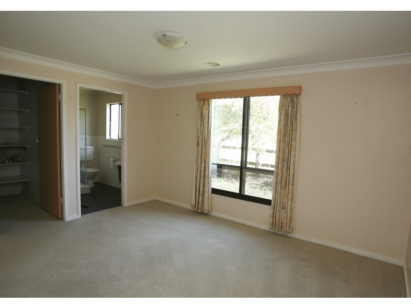 Invergowrie NSW 2350