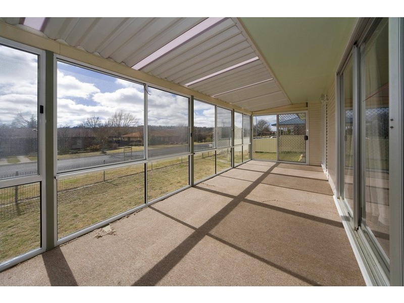 18 Wigan Avenue, Armidale NSW 2350