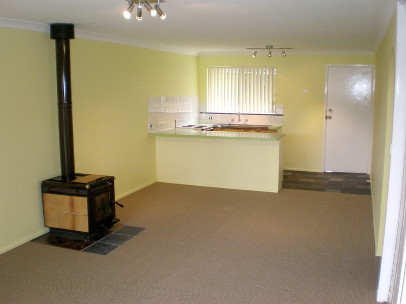 2/10 Moyes Street, Armidale NSW 2350