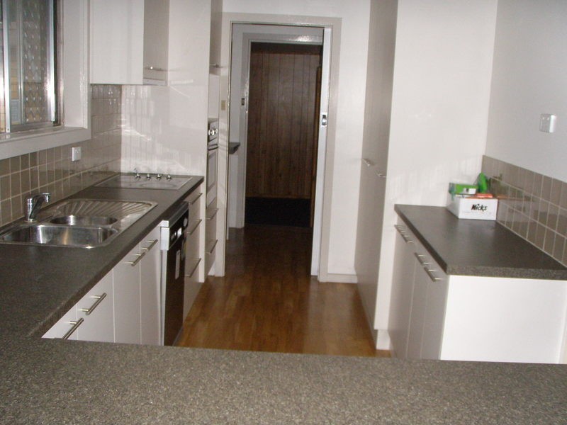 10 Hughes Place, Armidale NSW 2350