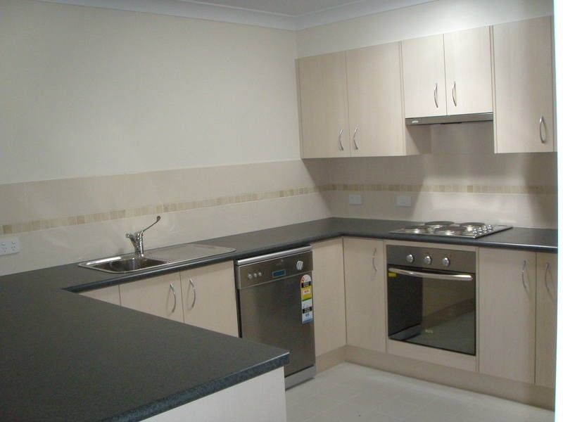 84/80 Queen Elizabeth Drive, Armidale NSW 2350