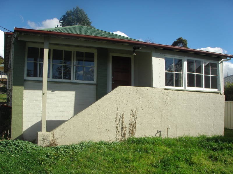 6 Lambs Avenue, Armidale NSW 2350