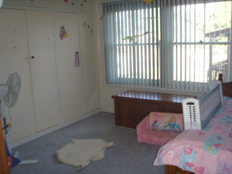 13 Coopers Lane, Uralla NSW 2358