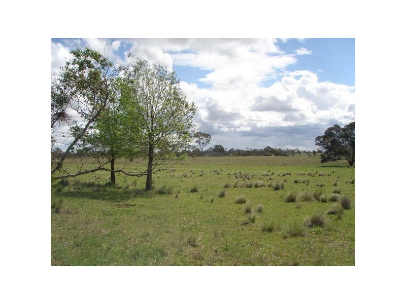 182 Kellys Plains Road, Armidale NSW 2350