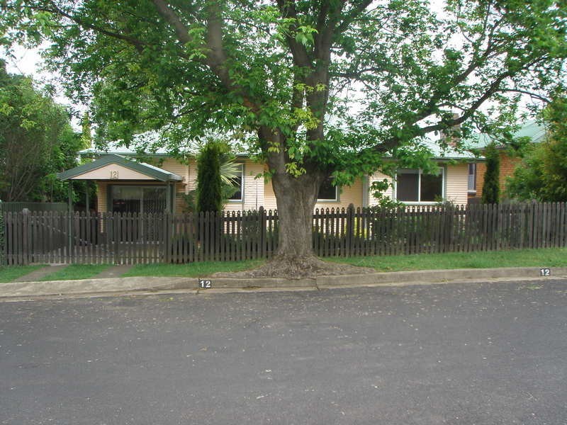 12 Millie Street, Armidale NSW 2350