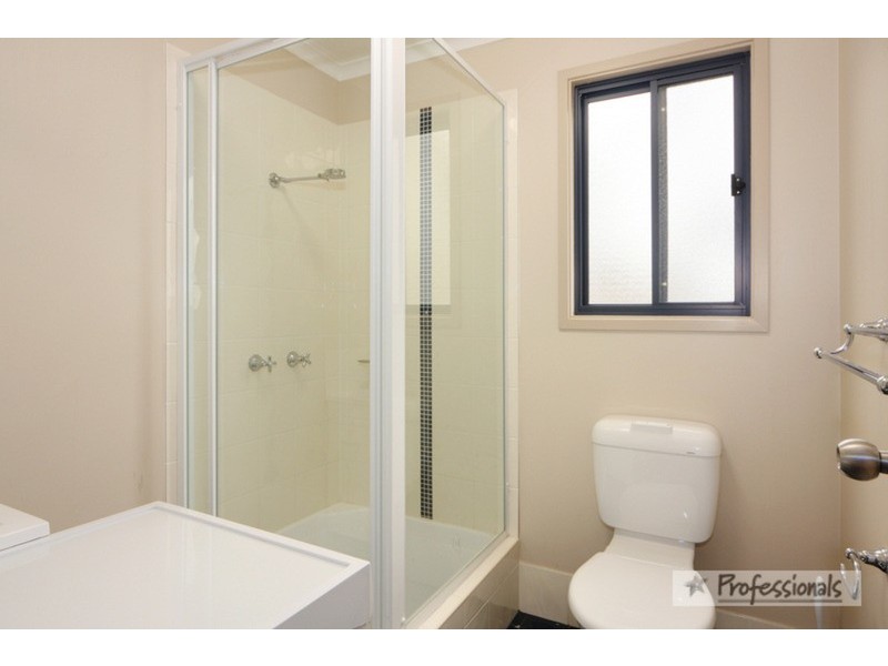 33 Dale Crescent, Armidale NSW 2350