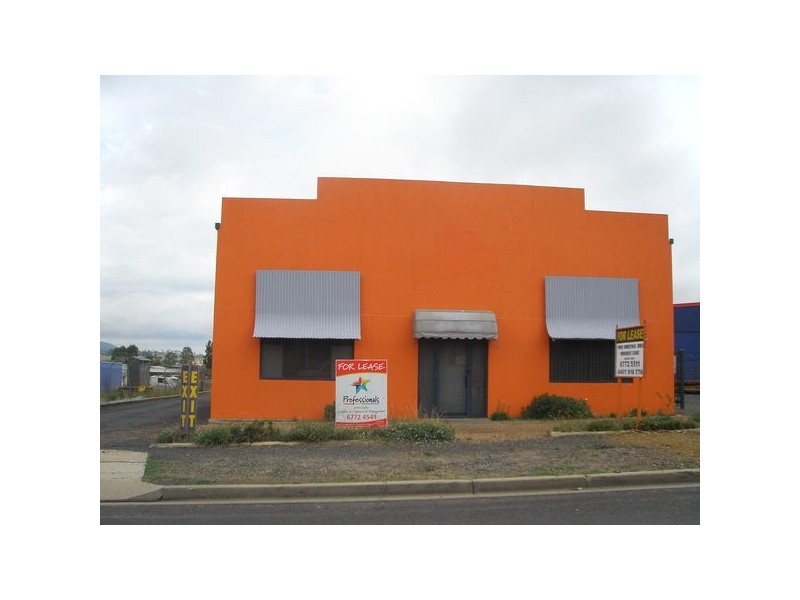 229 Mann Street, Armidale NSW 2350