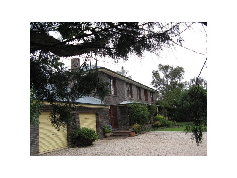 225 Simmons Road, Armidale NSW 2350