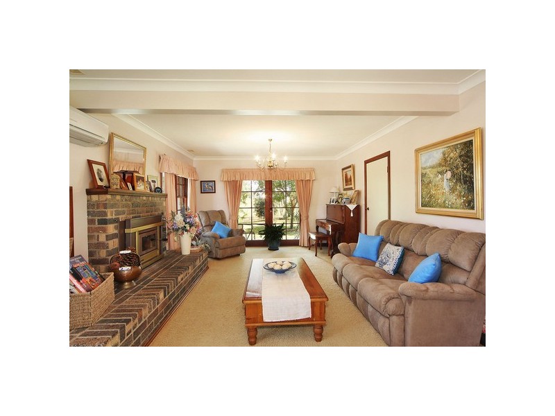 225 Simmons Road, Armidale NSW 2350