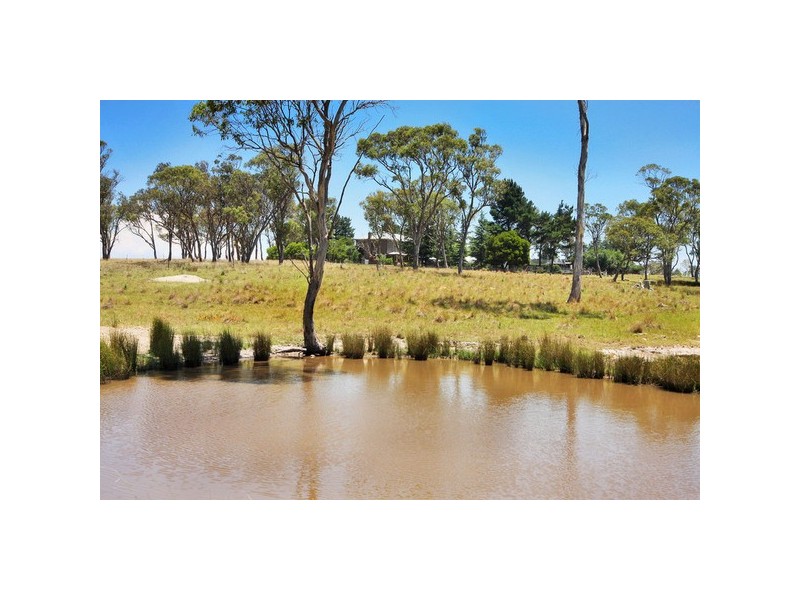 225 Simmons Road, Armidale NSW 2350