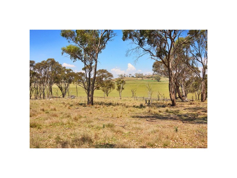 225 Simmons Road, Armidale NSW 2350