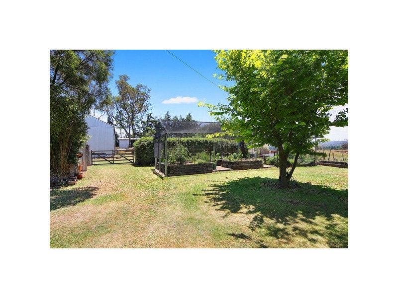 225 Simmons Road, Armidale NSW 2350