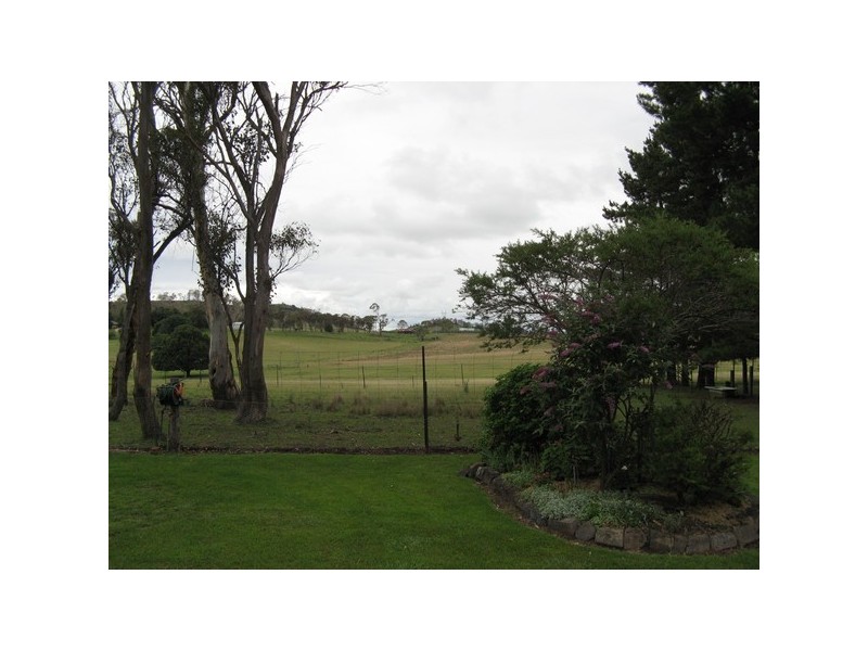 225 Simmons Road, Armidale NSW 2350