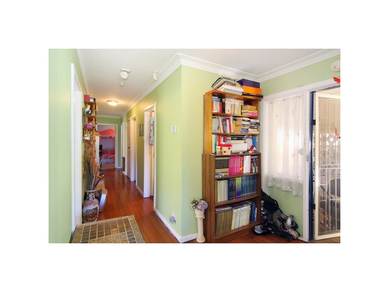 32 Enid Street, Armidale NSW 2350