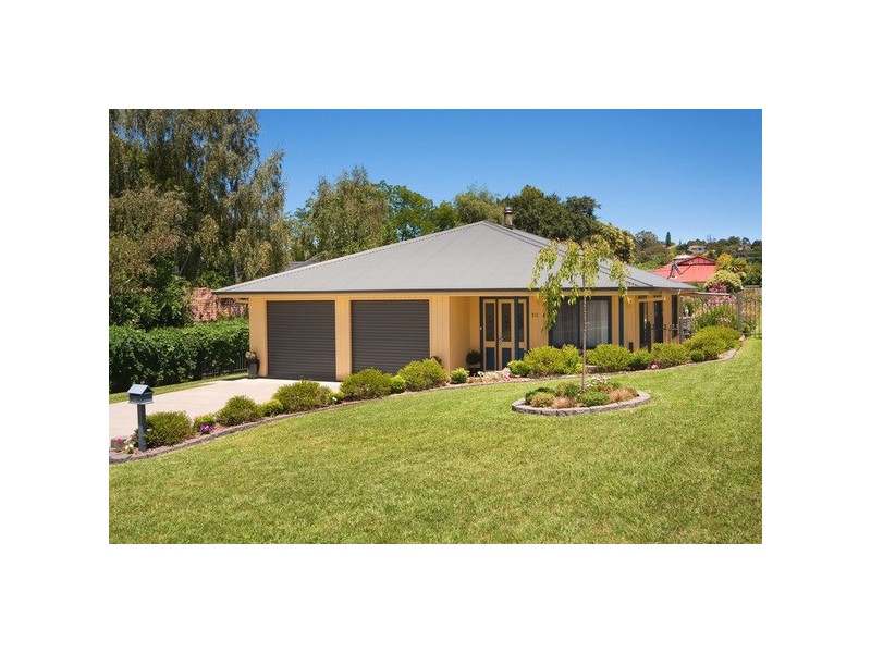 12 Manning Court, Armidale NSW 2350