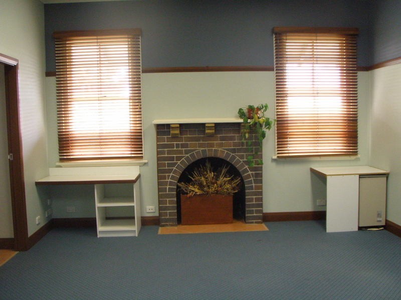 126 Barney Street, Armidale NSW 2350