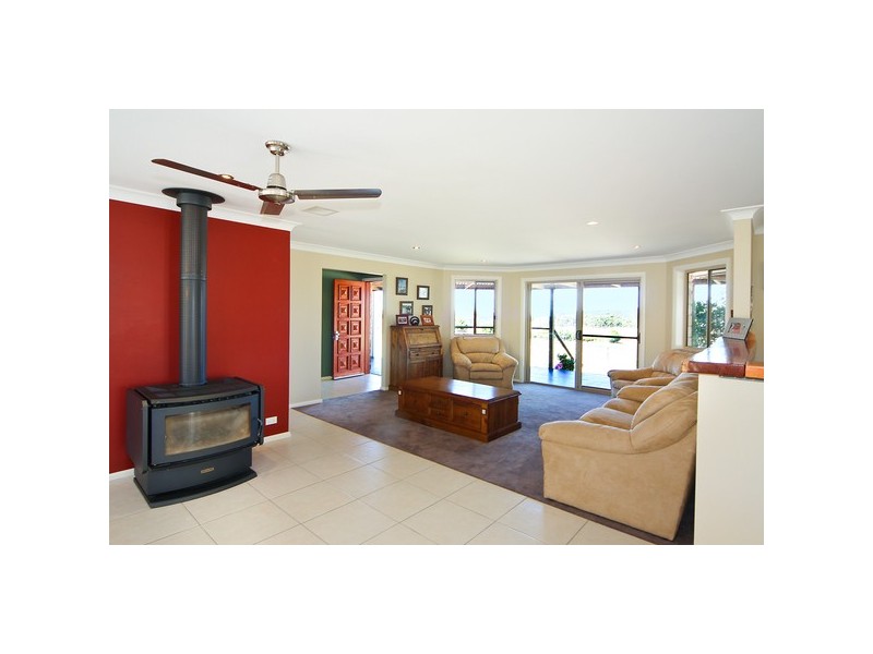 884 Boorolong Road, Armidale NSW 2350