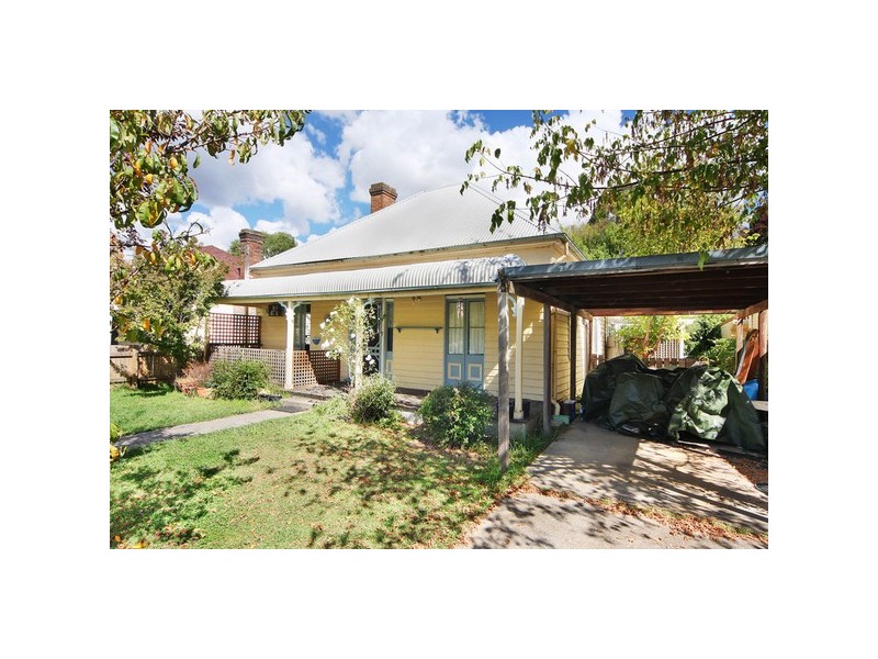 182 Brown Street, Armidale NSW 2350