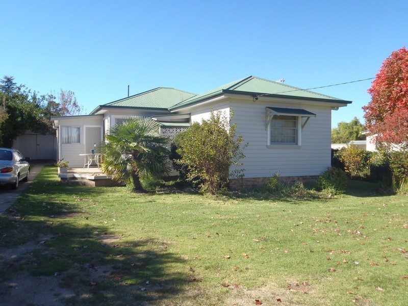 79 Markham Street, Armidale NSW 2350