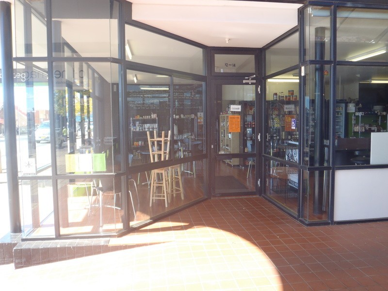 2/14 Moore Street, Armidale NSW 2350