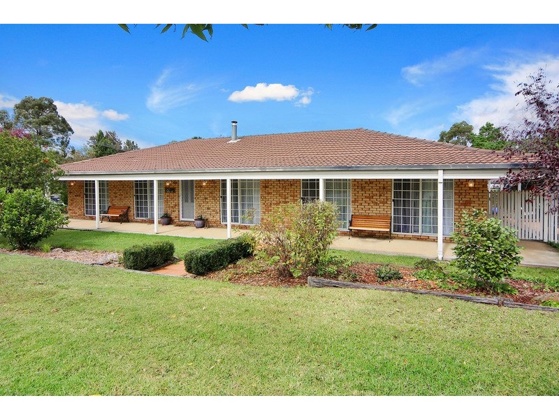 50 Chestnut Avenue, Armidale NSW 2350