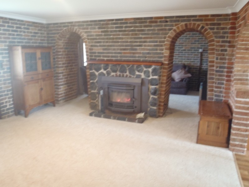 Saumarez Ponds NSW 2350