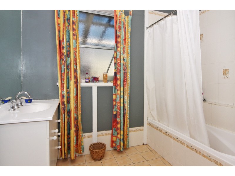 32 Enid Street, Armidale NSW 2350