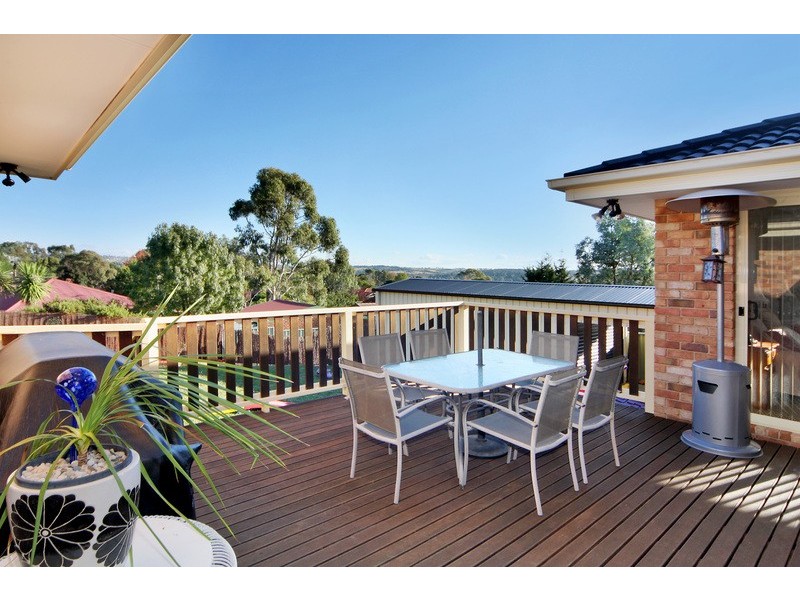 16 Amber Close, Armidale NSW 2350