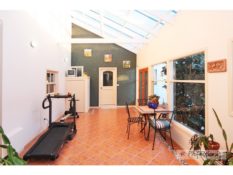 30 Garibaldi Street, Armidale NSW 2350