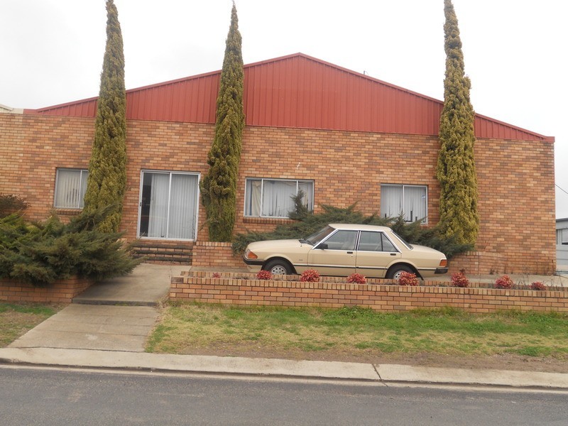 4 Wright Place, Armidale NSW 2350
