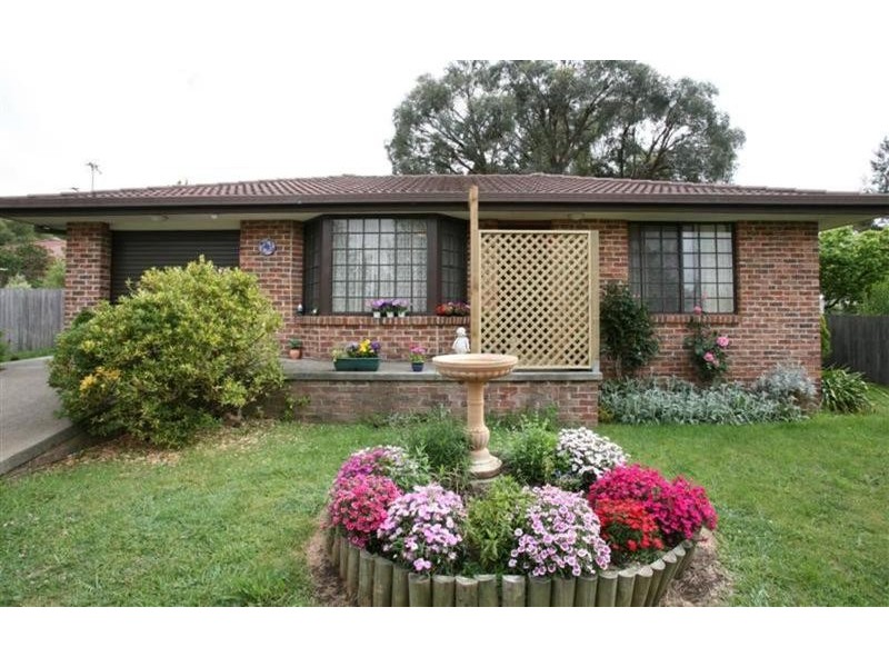 2/27 Murray Avenue, Armidale NSW 2350