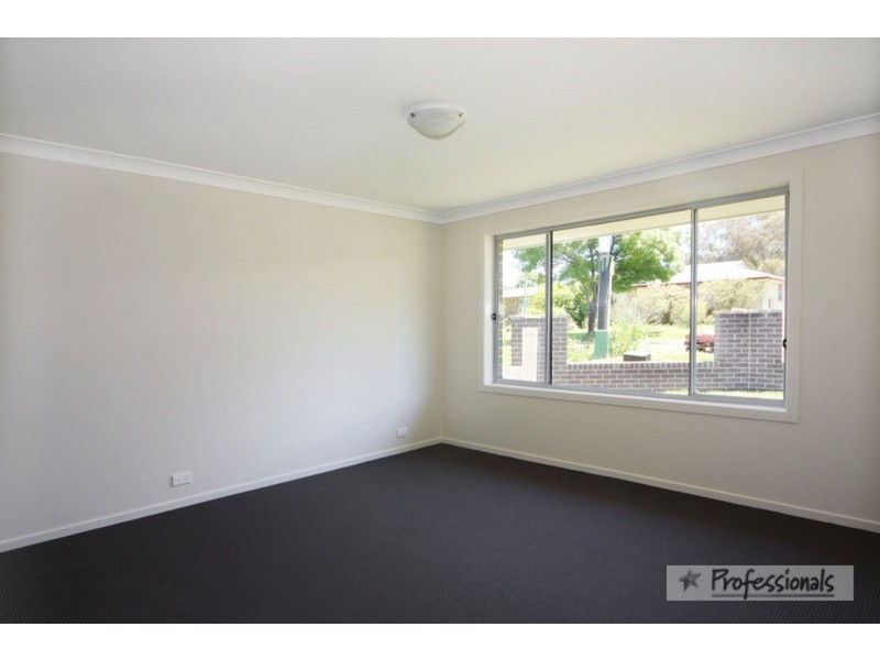 21 Kennedy Street, Armidale NSW 2350