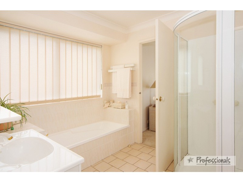 Invergowrie NSW 2350