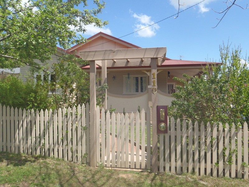 110 Barney Street, Armidale NSW 2350