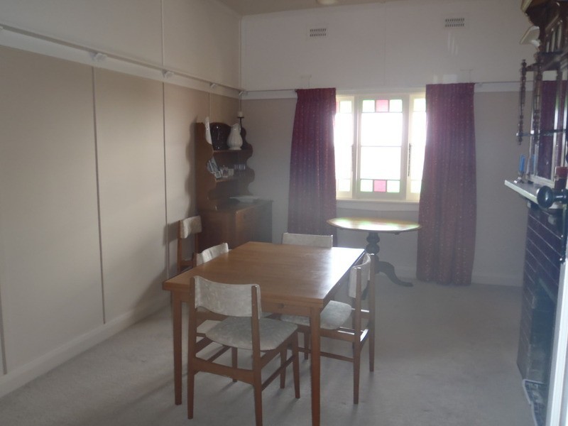 110 Barney Street, Armidale NSW 2350