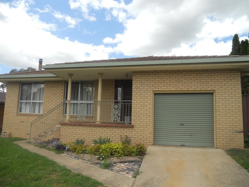 12 McKeon Avenue, Armidale NSW 2350