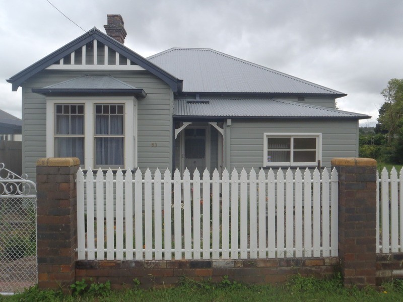 63 Barney Street, Armidale NSW 2350